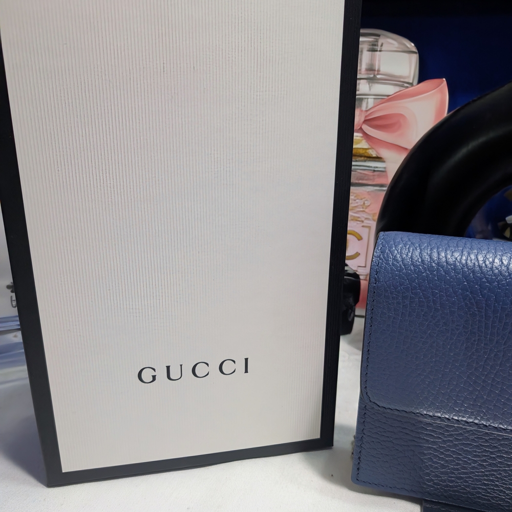 Gucci Interlocking G's Chain Wallet/ Crossbody Calfskin Blue Leather 🔥- NEW! - Picture 6 of 13